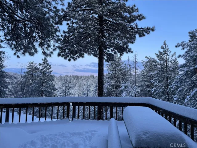 1993 Nob Hill Drive, Running Springs, California 92382