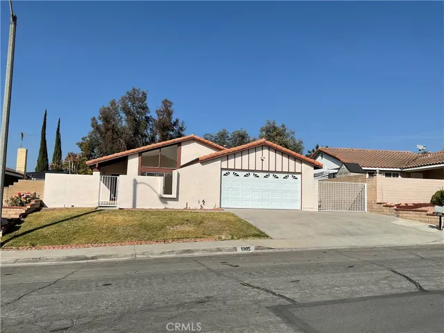1905 Yvonne, West Covina, California 91792