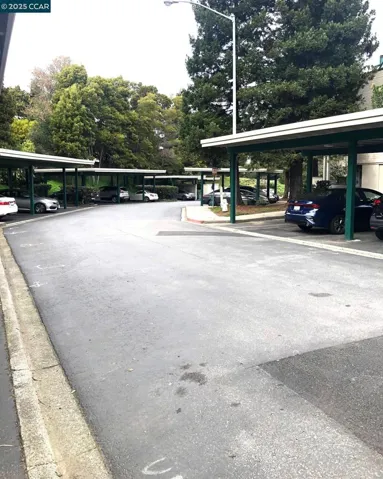 Last Spot - end of Court