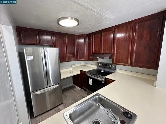 3655 West Ct., Richmond, California 94806