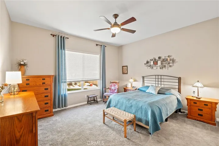 10511 Silverwood Road, Apple Valley, California 92308