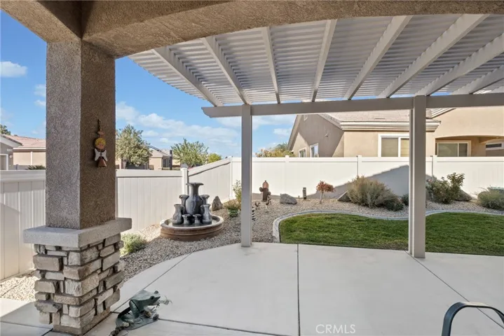10511 Silverwood Road, Apple Valley, California 92308