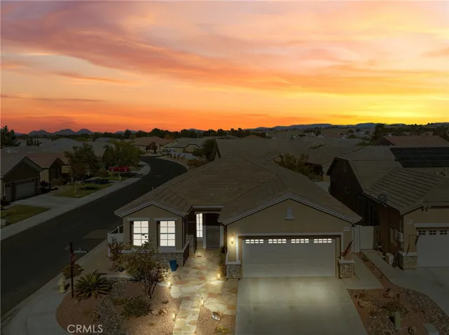 10511 Silverwood Road, Apple Valley, California 92308
