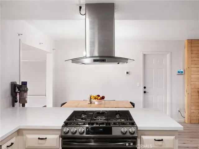 21815 Nisqually Road, Apple Valley, California 92308