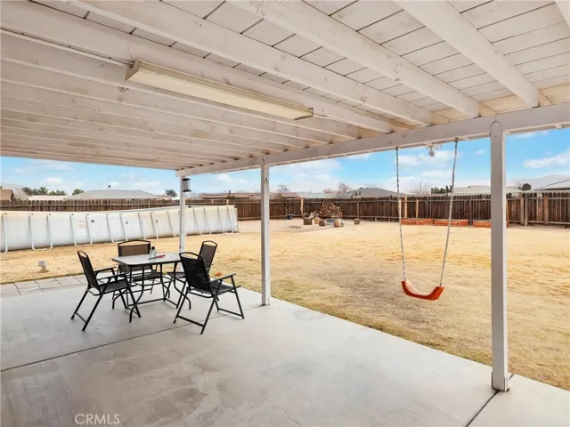 21815 Nisqually Road, Apple Valley, California 92308