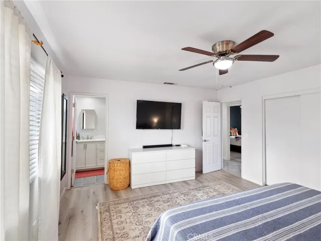 21815 Nisqually Road, Apple Valley, California 92308