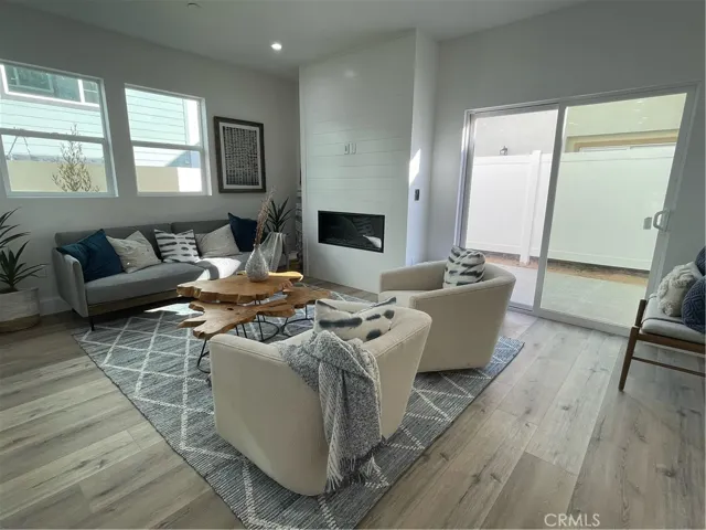 2821 190th Street B, Redondo Beach, California 90278