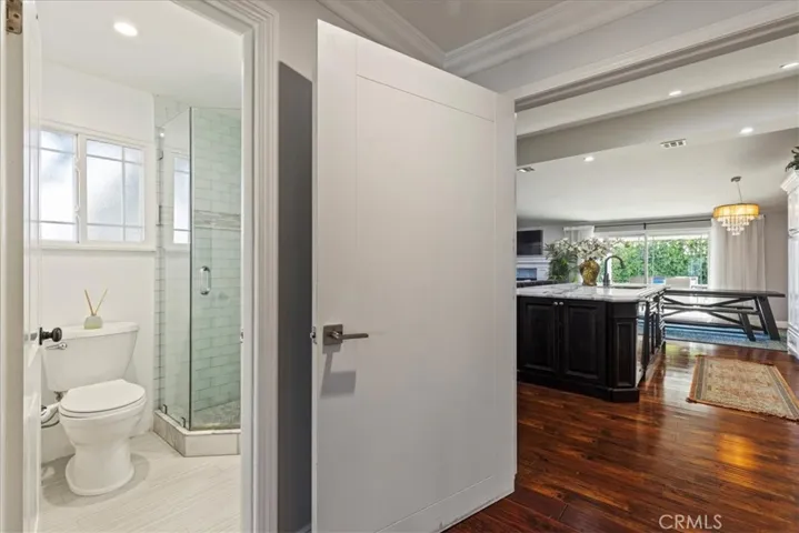 Bath room 3