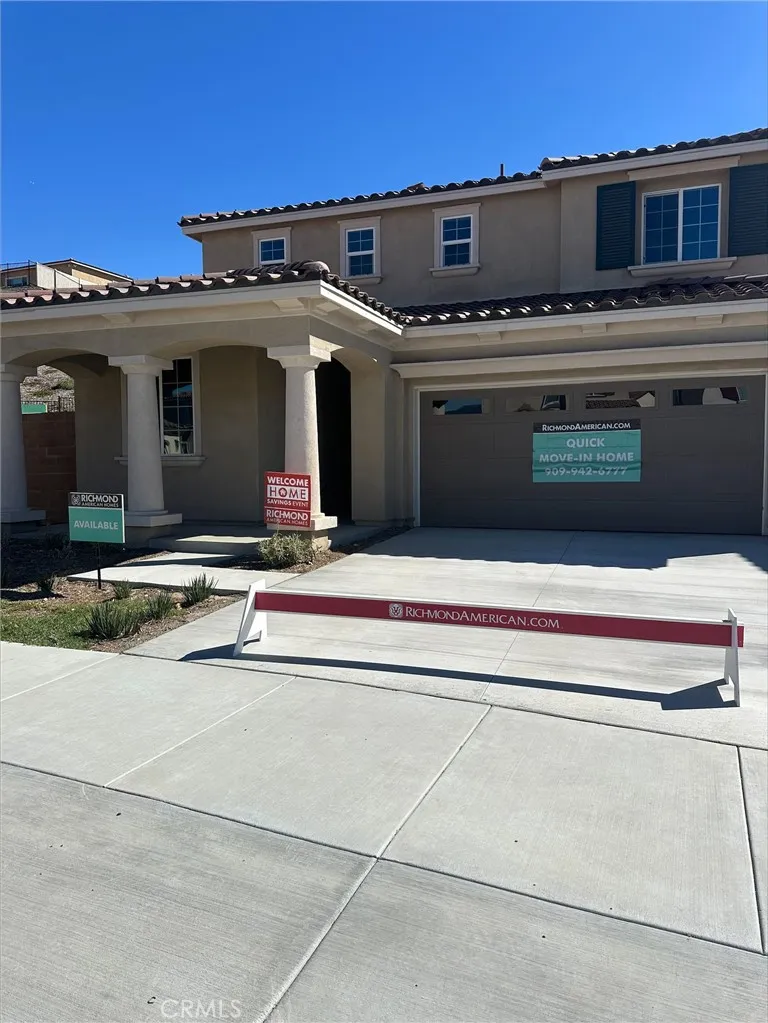 23790 Moonrise Court, Corona, California 92883 home-pic-1