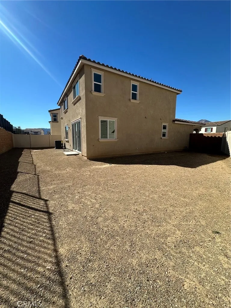 23790 Moonrise Court, Corona, California 92883 home-pic-13