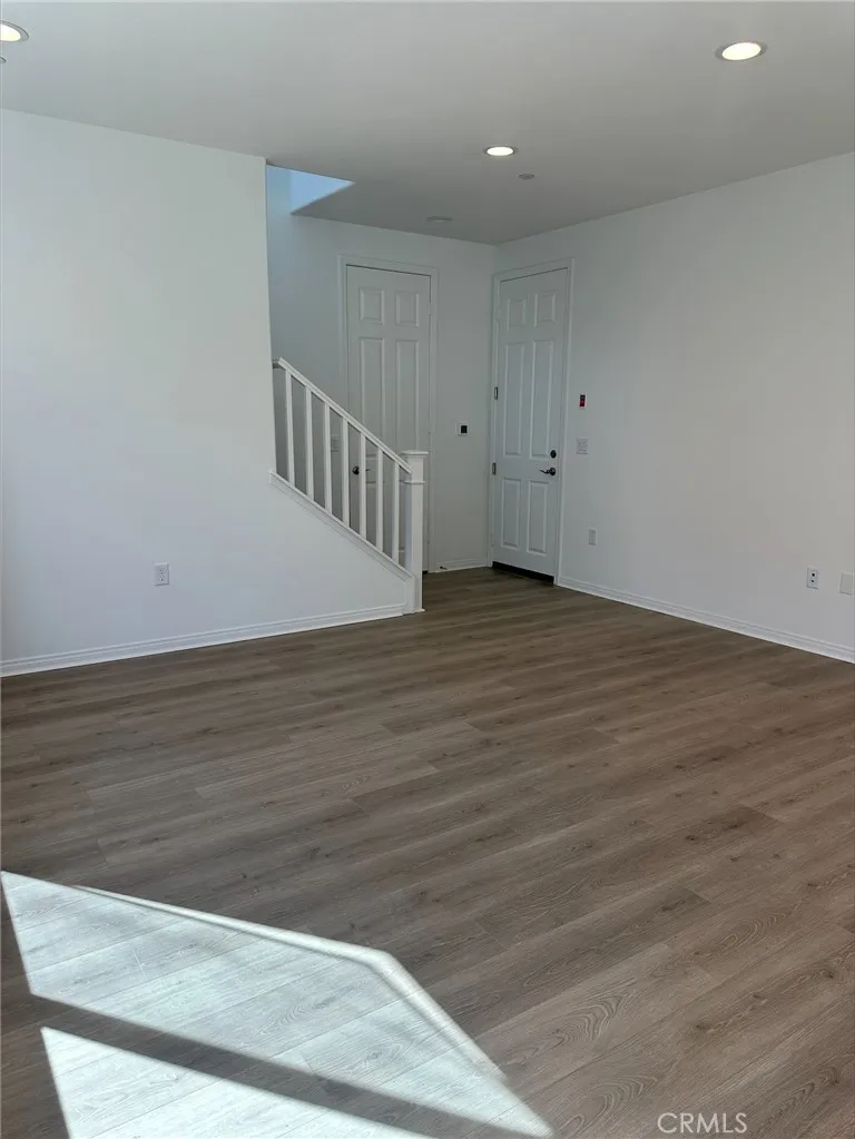 23790 Moonrise Court, Corona, California 92883 home-pic-8