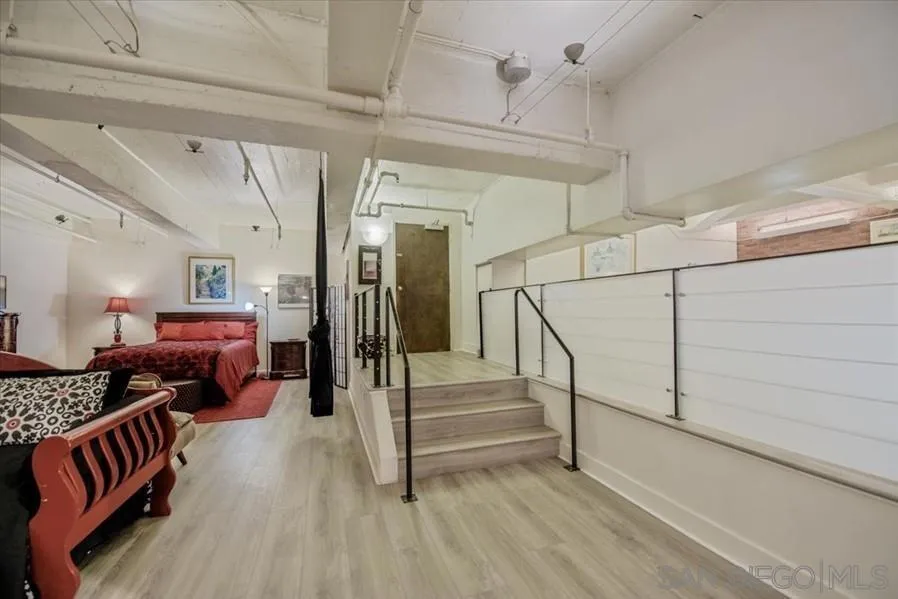 950 6th Ave 211, San Diego, California 92101 home-pic-28