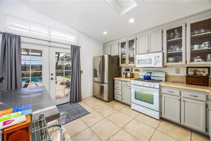 29447 Highland Grove Lane, Highland, California 92346