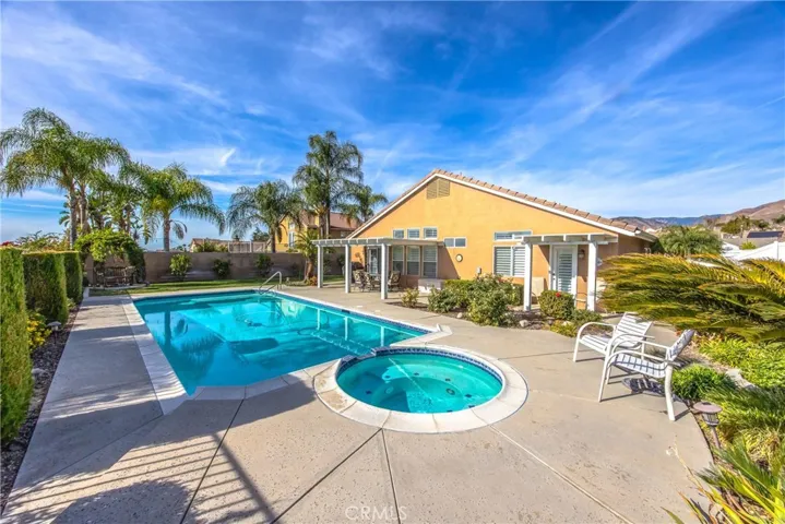 29447 Highland Grove Lane, Highland, California 92346