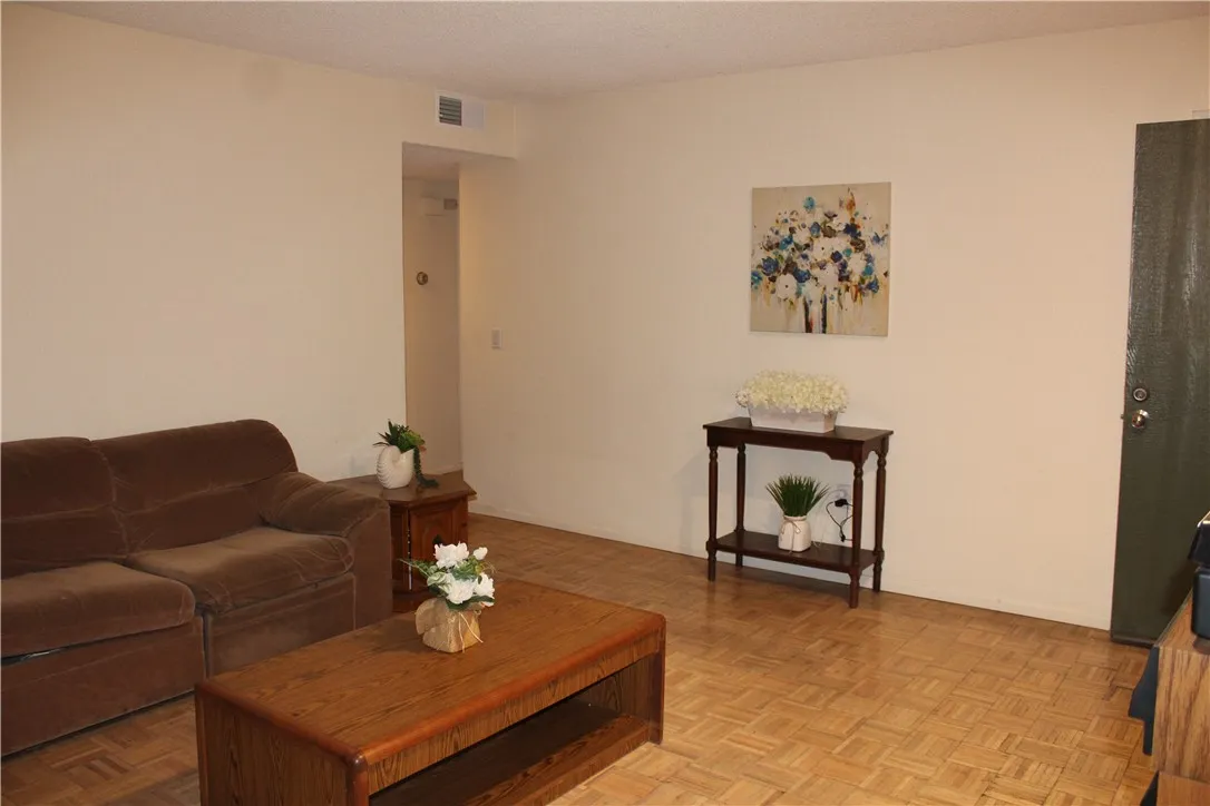 12141 Centralia Street 119, Lakewood, California 90715 home-pic-3