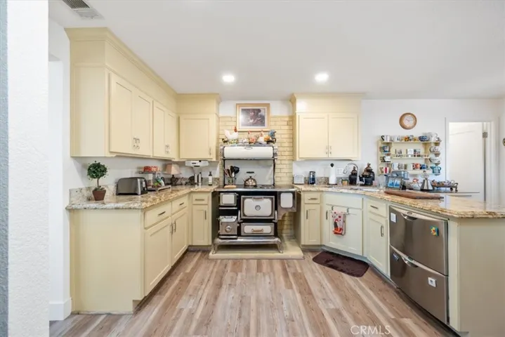 1885 Nacimiento Lake Drive, Paso Robles, California 93446