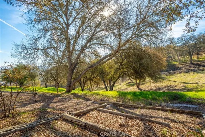 1885 Nacimiento Lake Drive, Paso Robles, California 93446