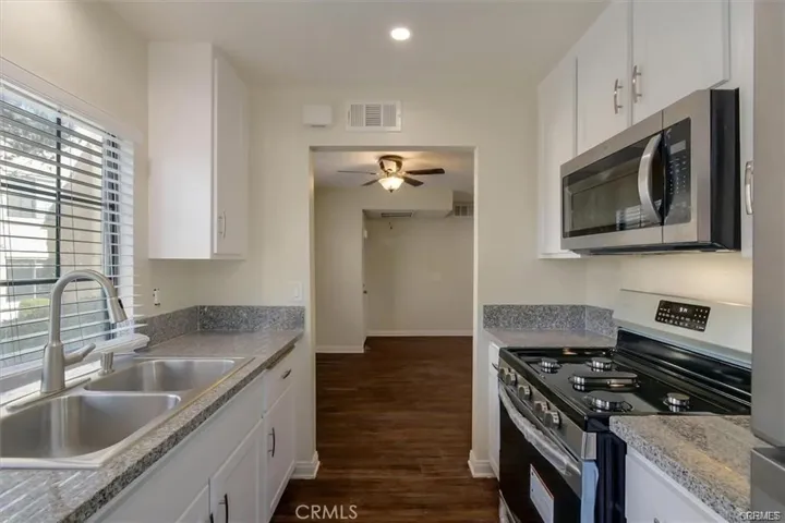 2554 Olive Drive 167, Palmdale, California 93550