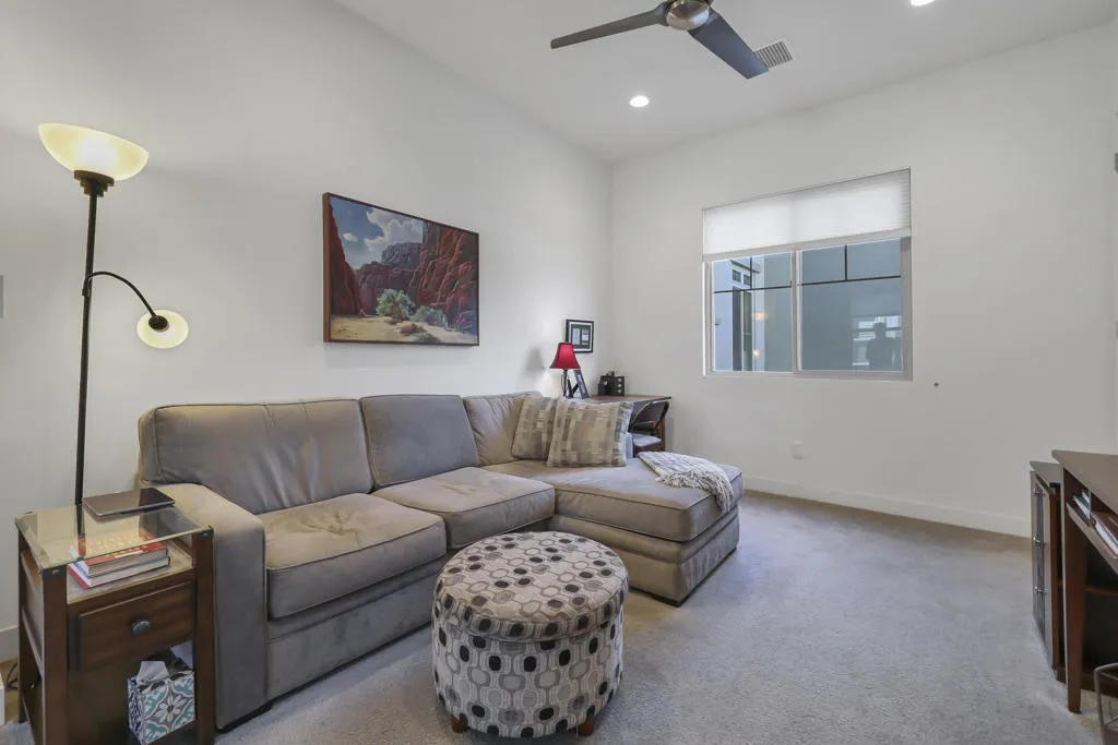 803 Retreat Circle, Palm Desert, California 92260 home-pic-8