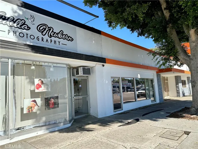 1509 W Magnolia Boulevard, Burbank, California 91506