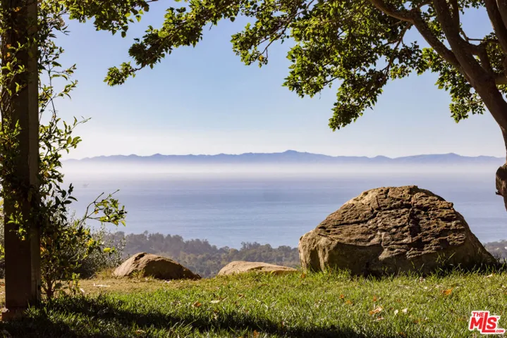 2200 Bella Vista Drive, Montecito, California 93108
