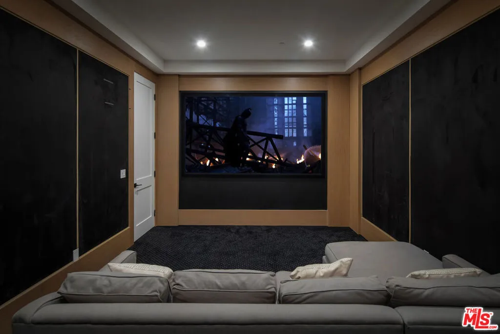 831 N Spaulding Avenue, Los Angeles, California 90046 home-pic-18