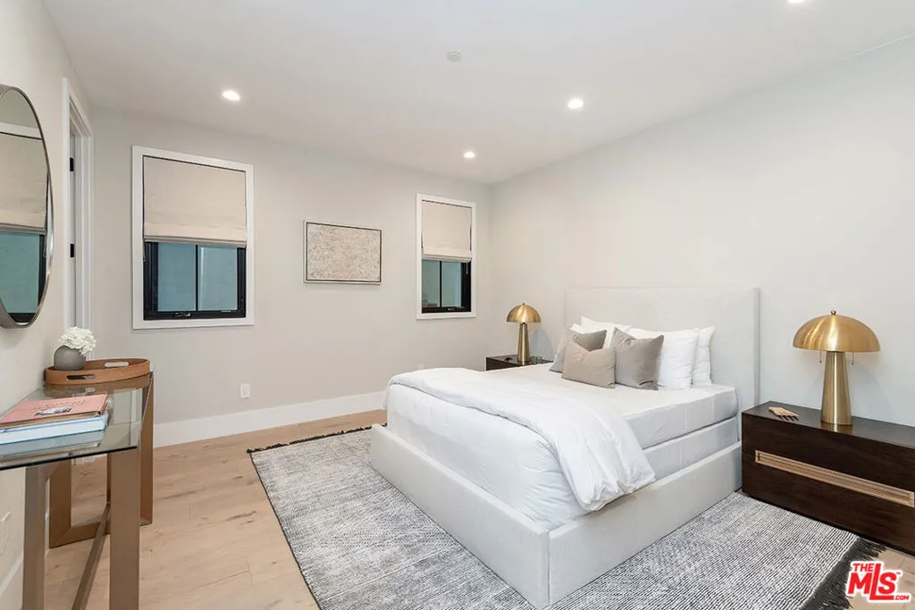 831 N Spaulding Avenue, Los Angeles, California 90046 home-pic-14