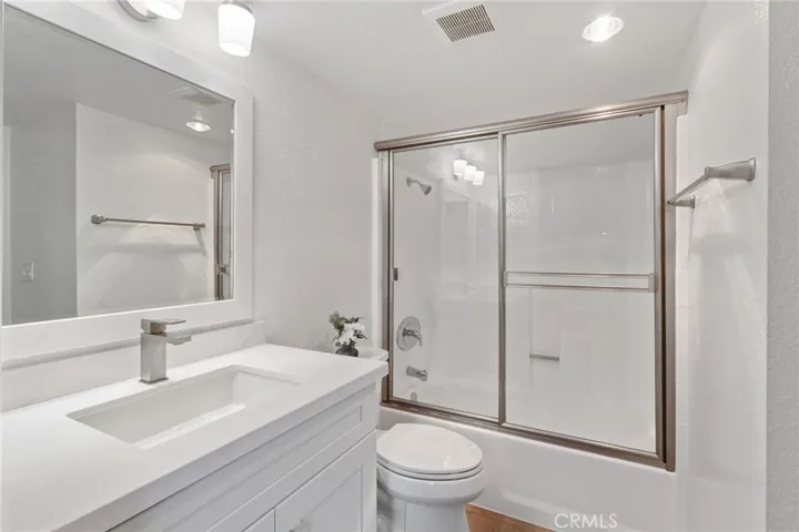 20702 El Toro Rd 336, Lake Forest, California 92630