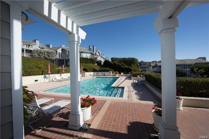 Pool & Spa