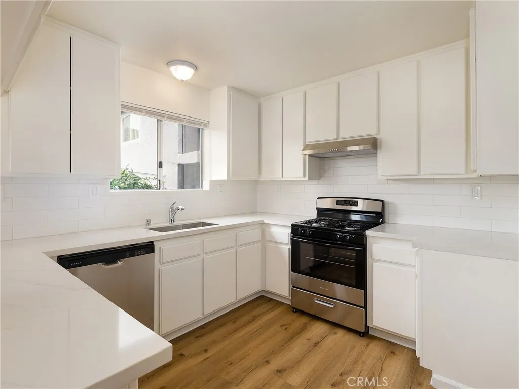 730 W 5th Street, San Pedro, California 90731 home-pic-12