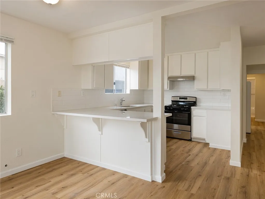 730 W 5th Street, San Pedro, California 90731 home-pic-11