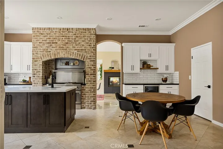 13385 Canyon Heights Drive, Yucaipa, California 92399