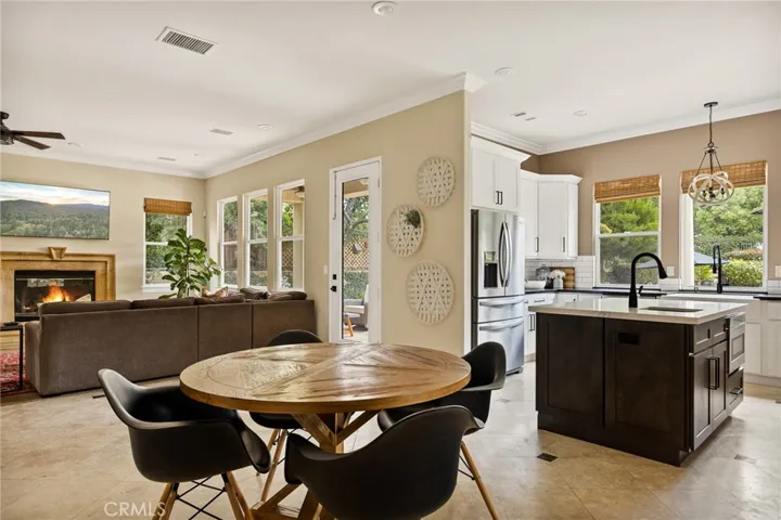 13385 Canyon Heights Drive, Yucaipa, California 92399