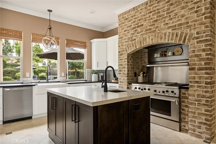 13385 Canyon Heights Drive, Yucaipa, California 92399