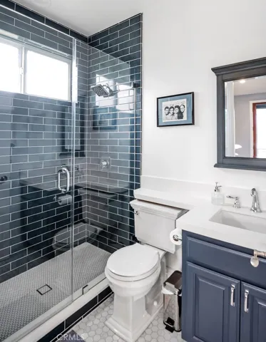 1136 5th Street, Manhattan Beach, California 90266