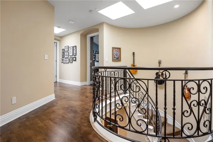 1136 5th Street, Manhattan Beach, California 90266