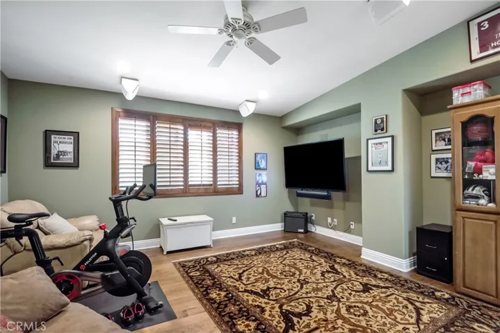 1136 5th Street, Manhattan Beach, California 90266