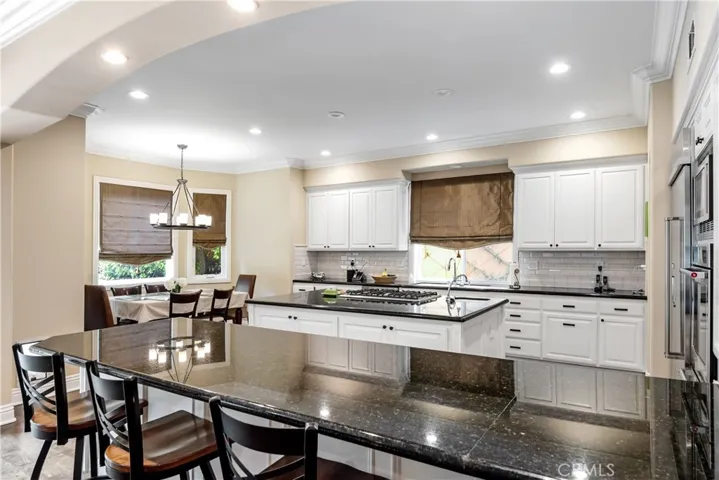 1136 5th Street, Manhattan Beach, California 90266