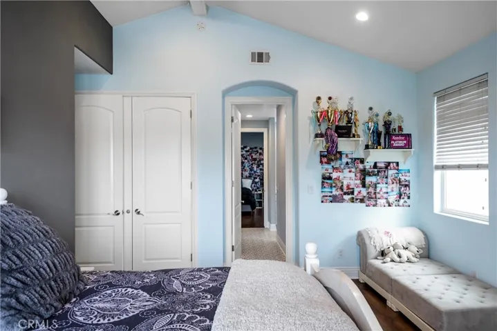 1136 5th Street, Manhattan Beach, California 90266