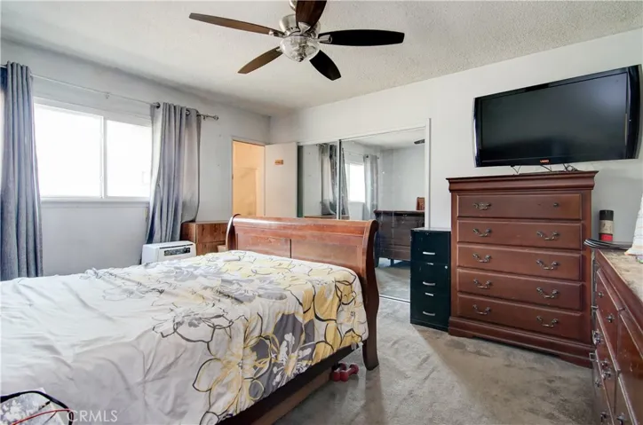 13422 Barlin Avenue, Downey, California 90242