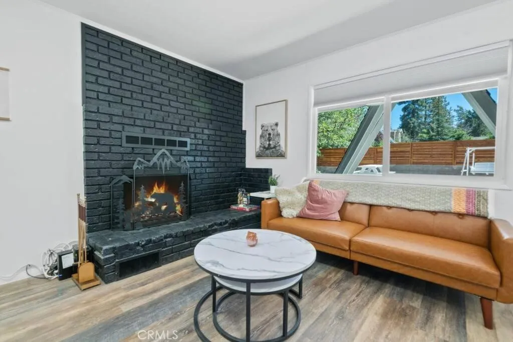 560 Edgemoor Road, Big Bear Lake, California 92315 home-pic-7
