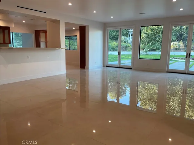 5201 E Crescent Drive, Anaheim Hills, California 92807
