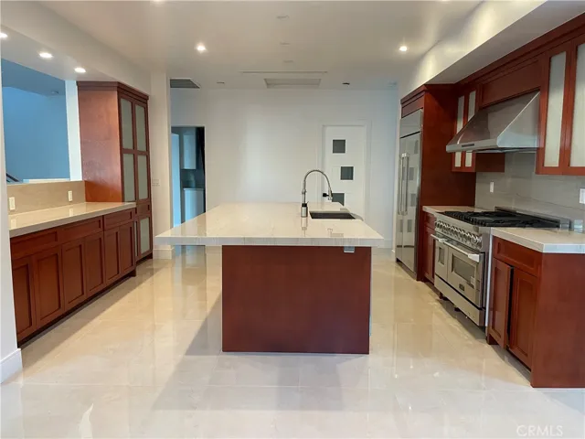 5201 E Crescent Drive, Anaheim Hills, California 92807