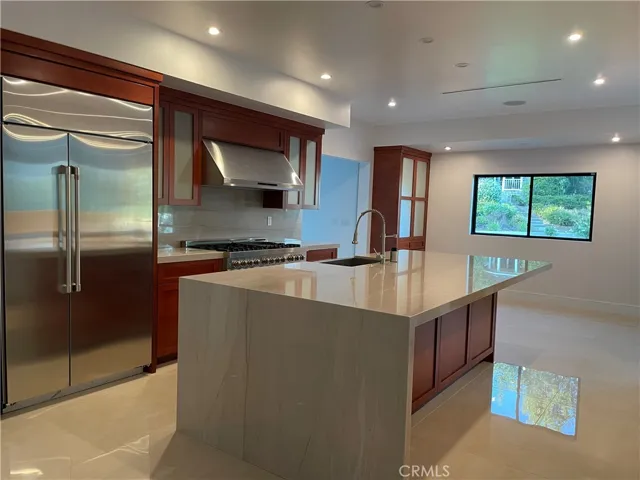 5201 E Crescent Drive, Anaheim Hills, California 92807
