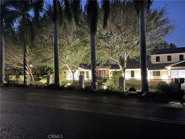 5201 E Crescent Drive, Anaheim Hills, California 92807