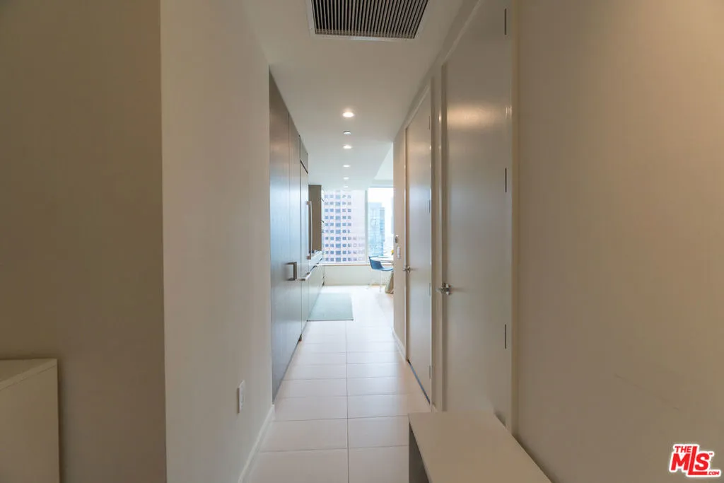 889 Francisco Street 1903, Los Angeles, California 90017 home-pic-15