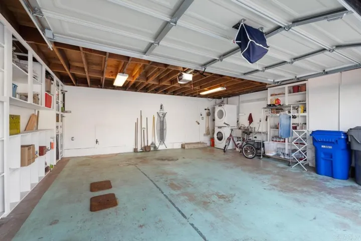 75 Half Moon Bend, Coronado, California 92118