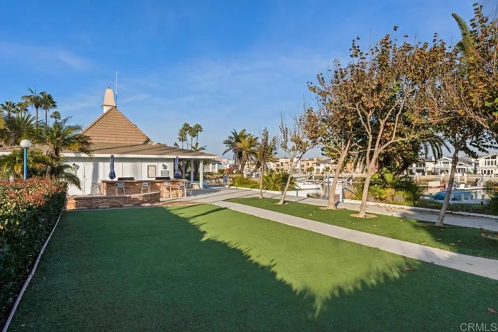 75 Half Moon Bend, Coronado, California 92118