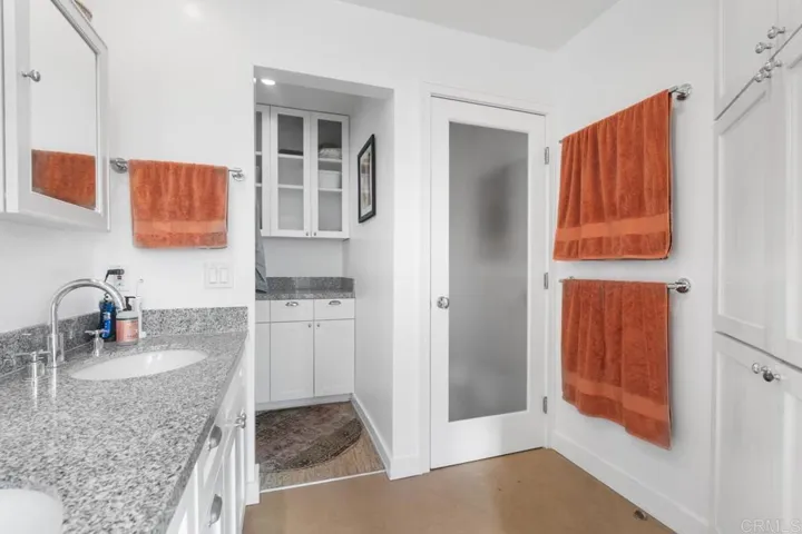 75 Half Moon Bend, Coronado, California 92118