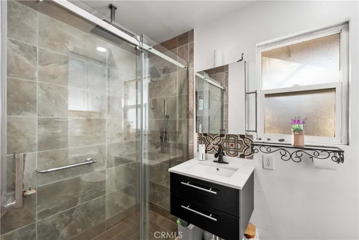 2025 E Avenue Q6, Palmdale, California 93550